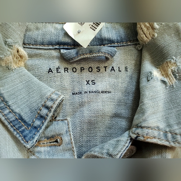 NWT Aeropostale Light Wash Blue Denim Jean Jacket Womens Sz XS Distressed - Picture 7 of 12